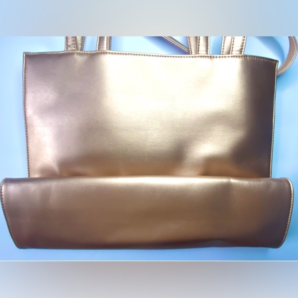TELFAR NWOT Metallic Gold Tote Bag with Embossed Logo Medium 15x11x5 - Picture 5 of 10